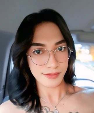 Thai ladyboys for dating / Ladyboys from Philippines for dating