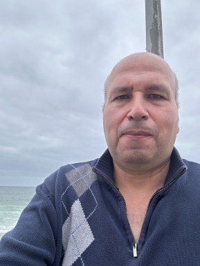 <span>Ayman, 53</span> <span style='width: 25px; height: 16px; float: right; background-image: url(/bitmaps/flags_small/US.PNG)'> </span><br><span>Yucaipa, Сполучені Штати Америки</span> <input type='button' class='joinbtn' style='float: right' value='JOIN NOW' />