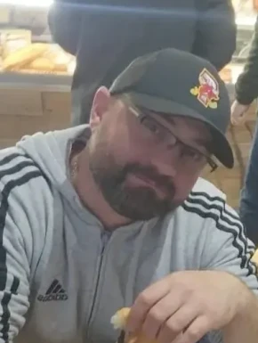 French men looking for love