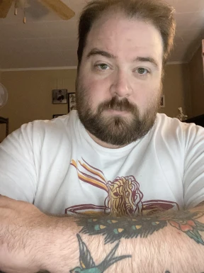 <span>David, 37</span> <span style='width: 25px; height: 16px; float: right; background-image: url(/bitmaps/flags_small/US.PNG)'> </span><br><span>Kansas, アメリカ合衆国</span> <input type='button' class='joinbtn' style='float: right' value='JOIN NOW' />