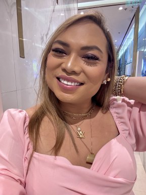 Thai ladyboys for dating / Ladyboys from Philippines for dating