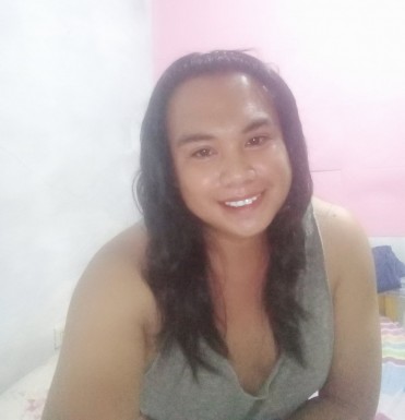 <span>Emma, 43</span> <span style='width: 25px; height: 16px; float: right; background-image: url(/bitmaps/flags_small/PH.PNG)'> </span><br><span>Isabela Bas, Philippines</span> <input type='button' class='joinbtn' style='float: right' value='JOIN NOW' />