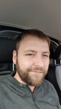 <span>Danny, 30</span>&nbsp;<span style='width: 25px; height: 16px; float: right; background-image: url(/bitmaps/flags_small/DE.PNG)'>&nbsp;</span><br><span>Platz, Germania</span>&nbsp;<input type='button' class='joinbtn' style='float: right' value='JOIN NOW' />